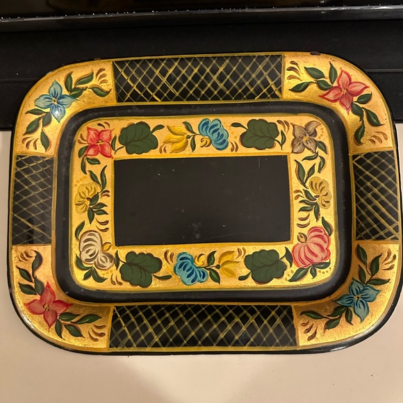 Vintage Hand Painted MCM Metal TOLEWARE TRAY Vibrant Floral Signed Campbell 1962 - Picture 3 of 7